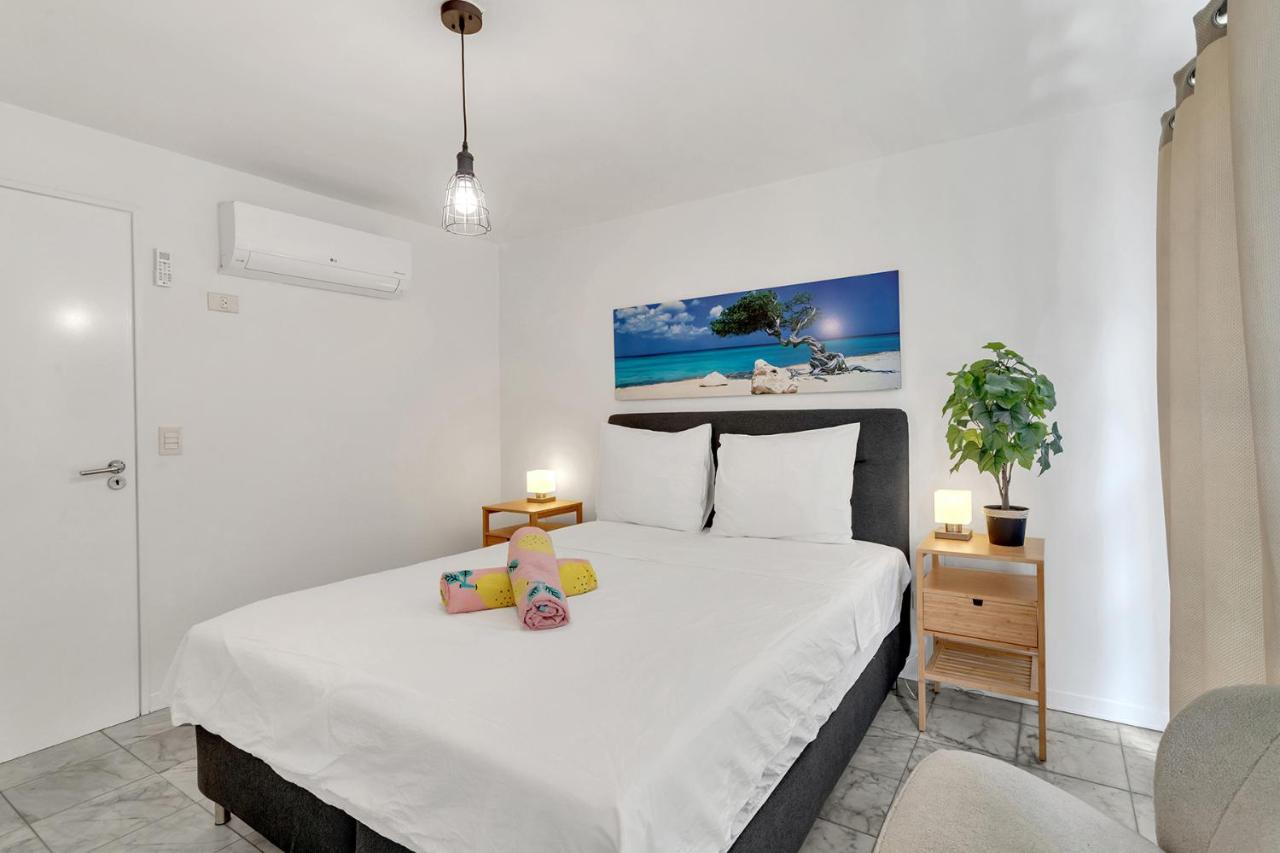 Caribbean Court Apartment Djodjo Kralendijk  Ngoại thất bức ảnh